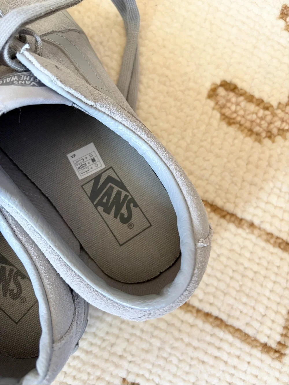 Vans Men’s NEW Sk8-Low Mono Suede Grey Shoes 10